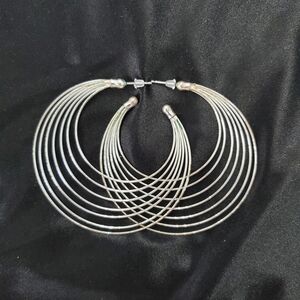 Fashion Jewelry Silver Layered Wire Hoop Earrings